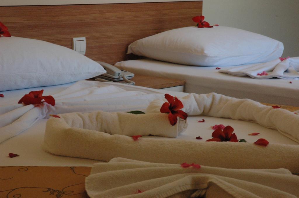 Ercan Han Hotel İçmeler Szoba fotó