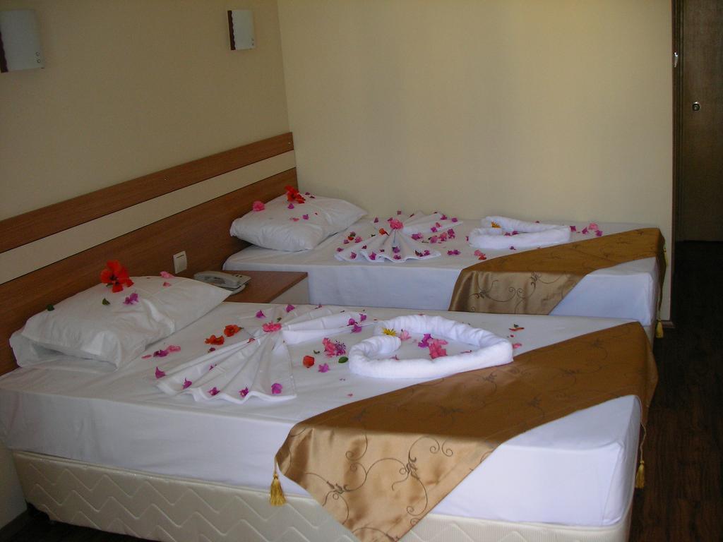 Ercan Han Hotel İçmeler Szoba fotó